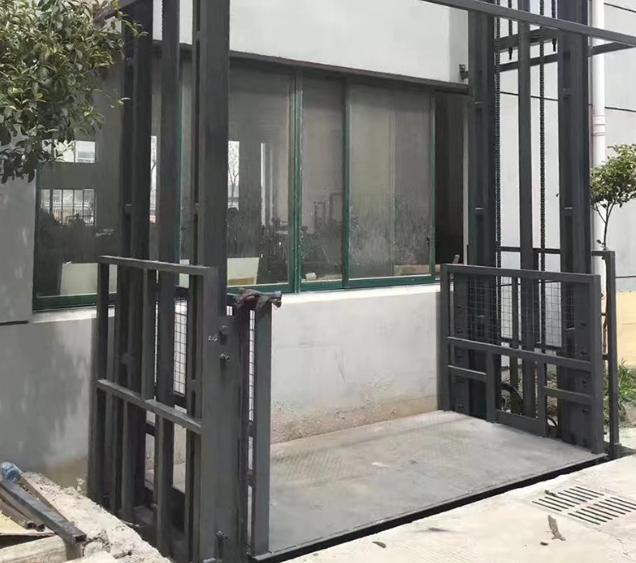 邢台导轨式施工升降机助力民生工程提速增效