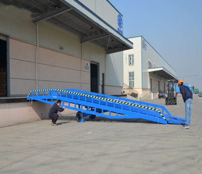 邢台移动式登车桥应用